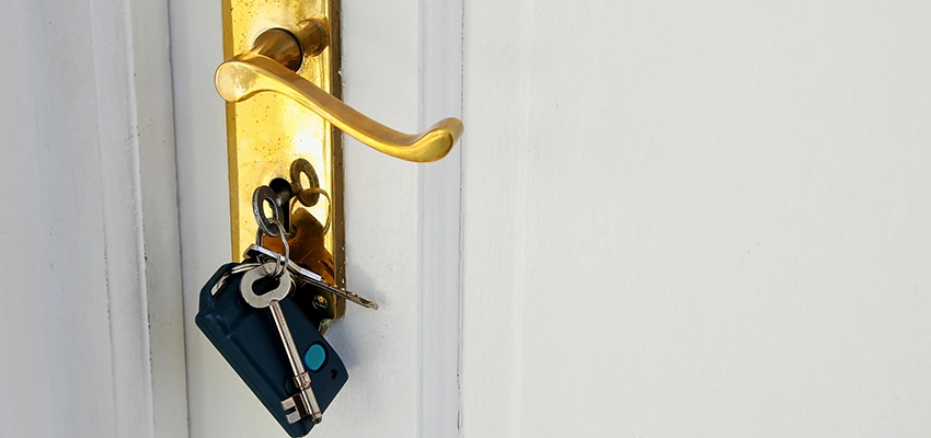 Broken Door Key Extraction in Rubidoux, CA