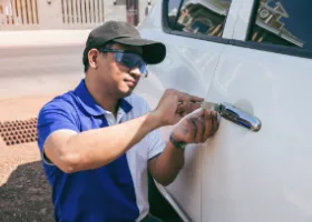 Car Locksmith in Rubidoux, CA